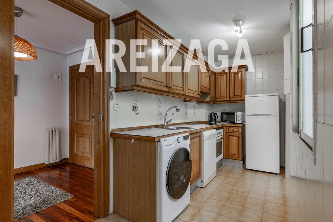 3 bedroom Flat for sale in Donostia-San Sebastian - € 925,000 (Ref: 9654474)