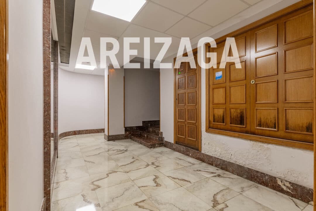 3 bedroom Flat for sale in Donostia-San Sebastian - € 925,000 (Ref: 9654474)