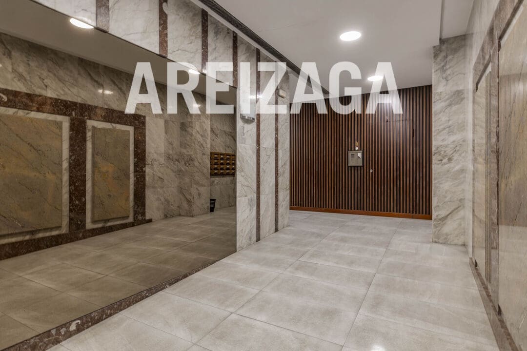 3 bedroom Flat for sale in Donostia-San Sebastian - € 925,000 (Ref: 9654474)