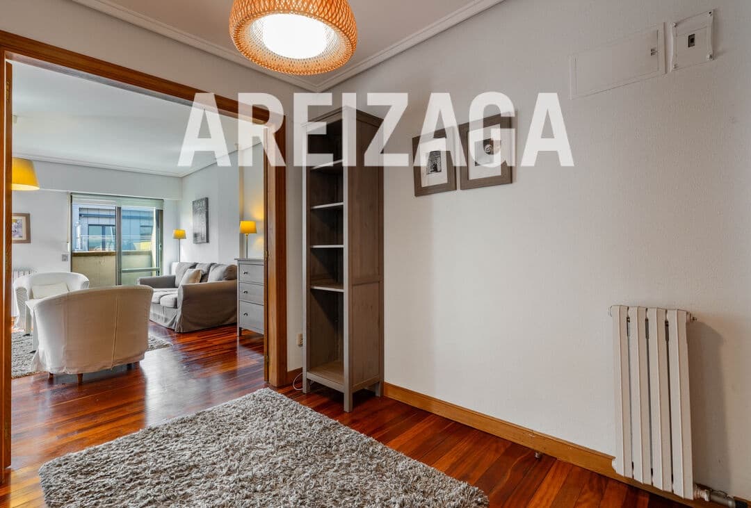 3 bedroom Flat for sale in Donostia-San Sebastian - € 925,000 (Ref: 9654474)