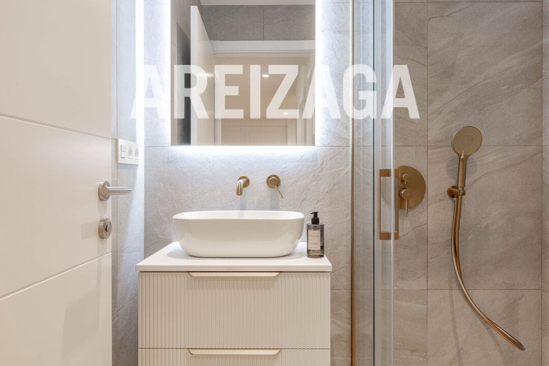 3 sypialnia Mieszkanie na sprzedaż w Donostia-San Sebastian - 695 000 € (Ref: 9656992)