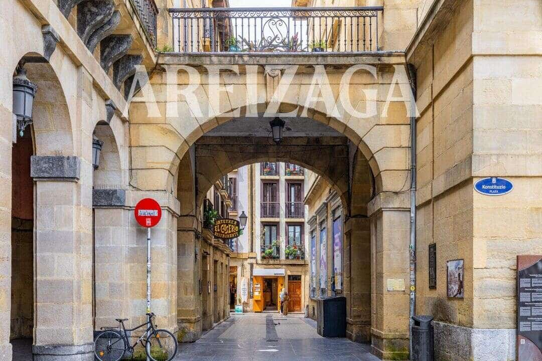 Piso de 3 habitaciones en Donostia-San Sebastián en venta - 780.000 € (Ref: 9665416)