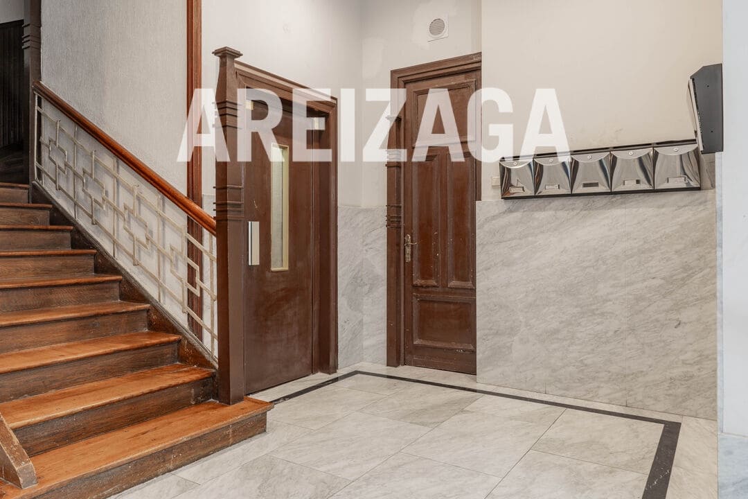 5 bedroom Flat for sale in Donostia-San Sebastian - € 1,480,000 (Ref: 9679353)