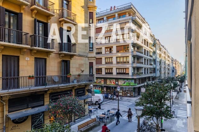 3 sovrum Lägenhet till salu i Donostia-San Sebastián - 650 000 € (Ref: 9714090)