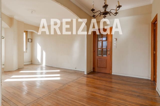 Piso de 5 habitaciones en Donostia-San Sebastián en venta - 880.000 € (Ref: 9725006)