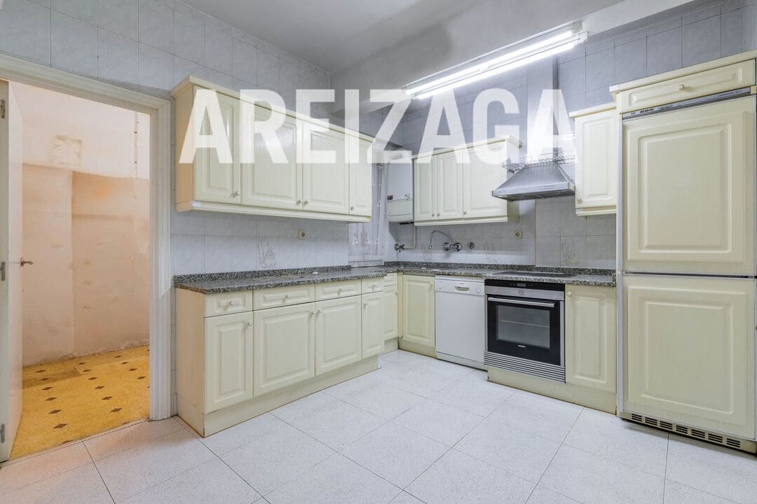 5 soverom Leilighet til salgs i Donostia-San Sebastian - € 880 000 (Ref: 9725006)