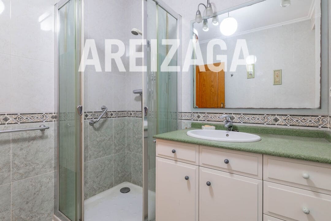 5 soverom Leilighet til salgs i Donostia-San Sebastian - € 880 000 (Ref: 9725006)