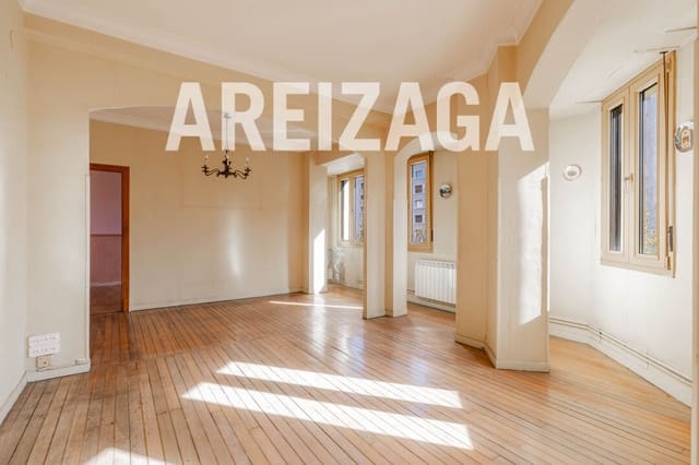 Piso de 5 habitaciones en Donostia-San Sebastián en venta - 880.000 € (Ref: 9725006)