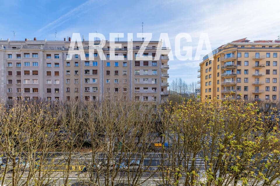 5 soverom Leilighet til salgs i Donostia-San Sebastian - € 880 000 (Ref: 9725006)