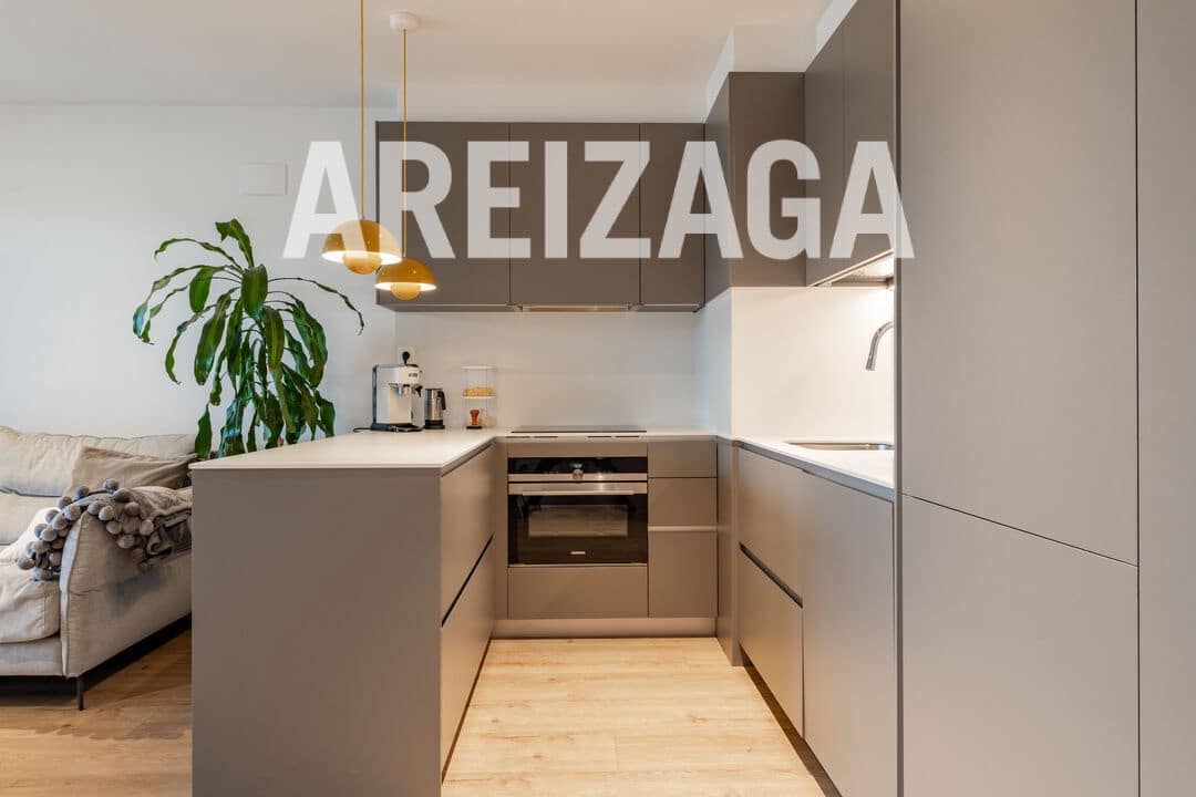 3 soverom Leilighet til salgs i Donostia-San Sebastian med svømmebasseng - € 750 000 (Ref: 9737701)