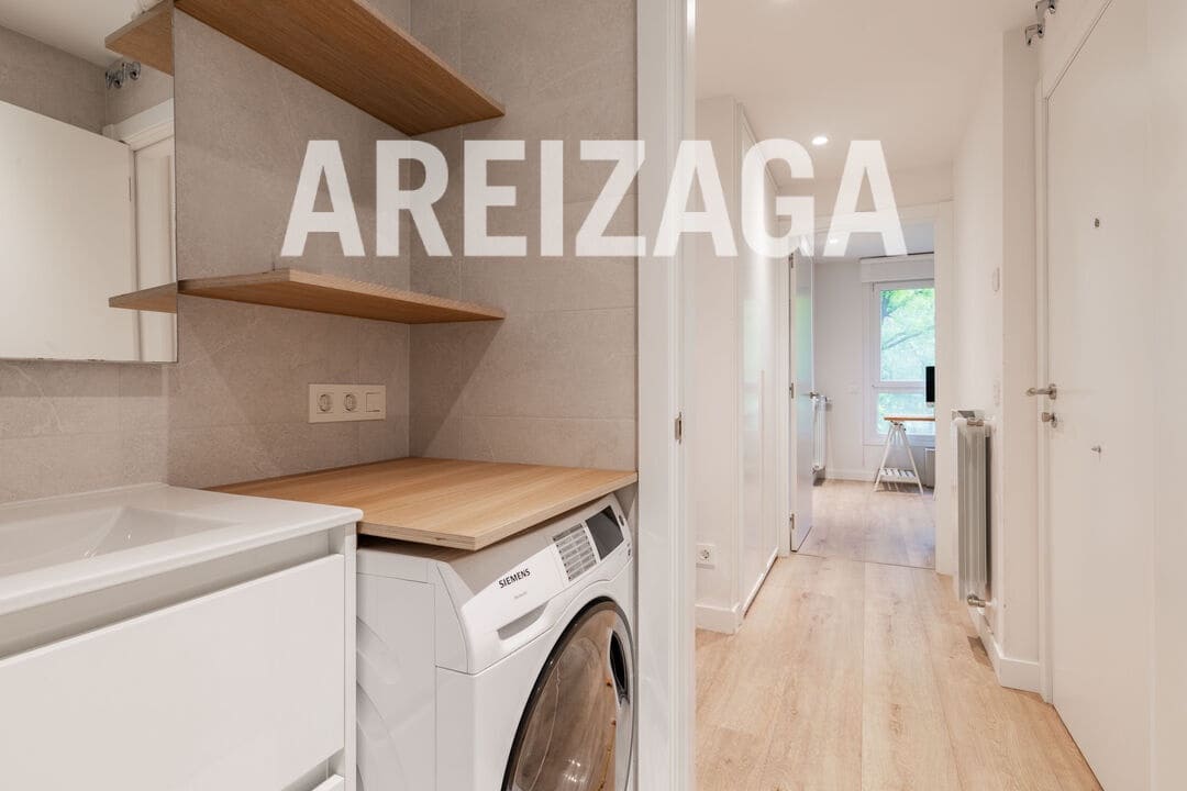 3 soverom Leilighet til salgs i Donostia-San Sebastian med svømmebasseng - € 750 000 (Ref: 9737701)