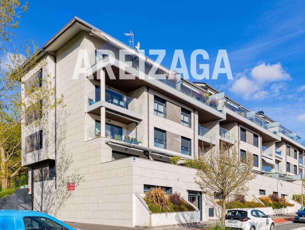 3 soverom Leilighet til salgs i Donostia-San Sebastian med svømmebasseng - € 750 000 (Ref: 9737701)