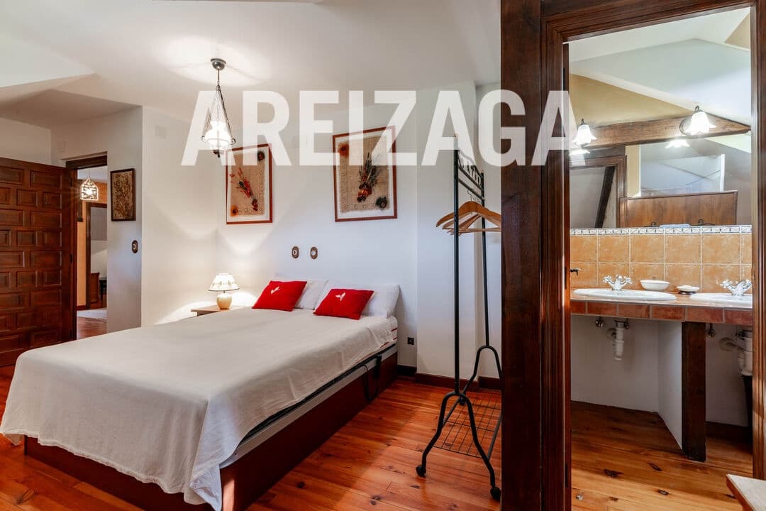 7 bedroom Villa for sale in Astigarraga with pool - € 2,900,000 (Ref: 9779075)