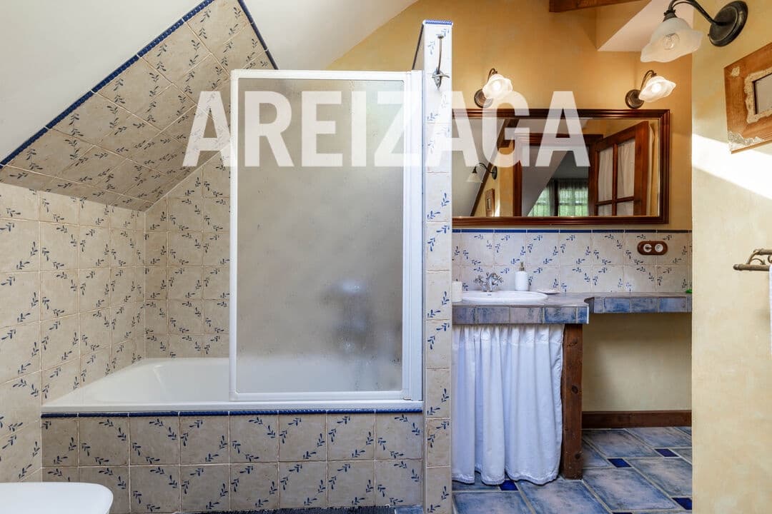 7 bedroom Villa for sale in Astigarraga with pool - € 2,900,000 (Ref: 9779075)