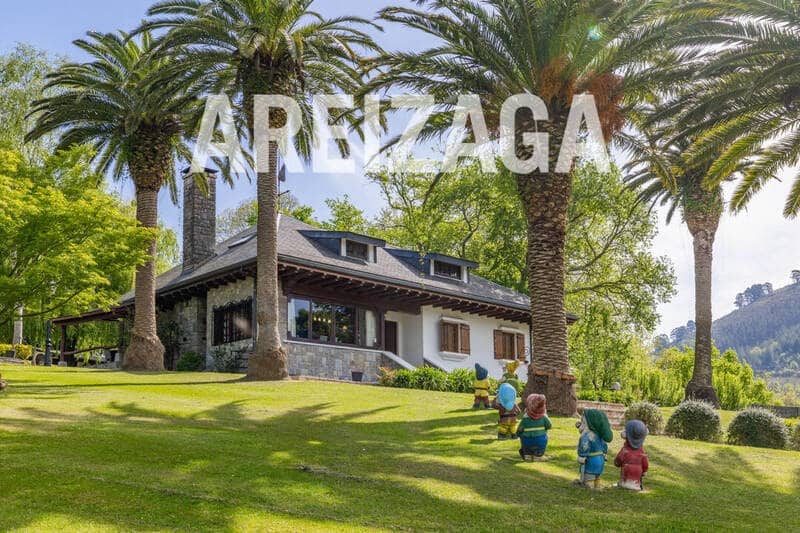 7 bedroom Villa for sale in Astigarraga with pool - € 2,900,000 (Ref: 9779075)