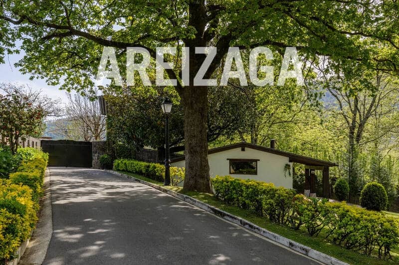 7 bedroom Villa for sale in Astigarraga with pool - € 2,900,000 (Ref: 9779075)