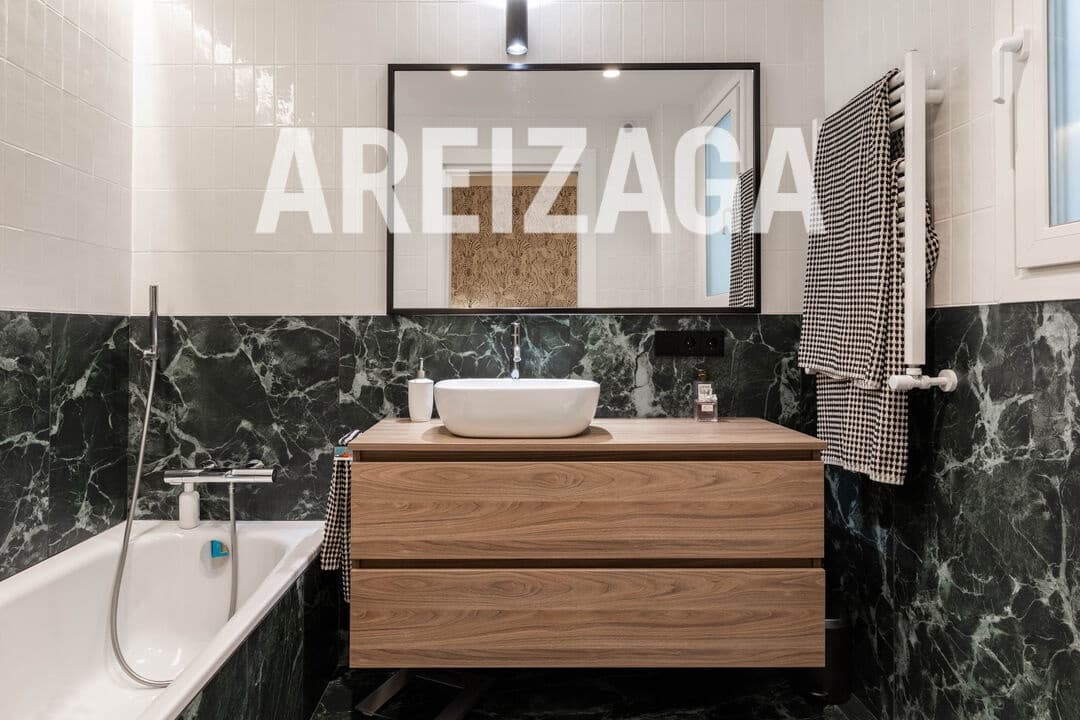 3 sypialnia Mieszkanie na sprzedaż w Donostia-San Sebastian - 975 000 € (Ref: 9798486)