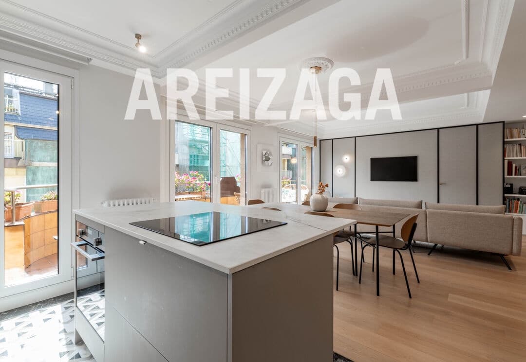 3 sypialnia Mieszkanie na sprzedaż w Donostia-San Sebastian - 975 000 € (Ref: 9798486)