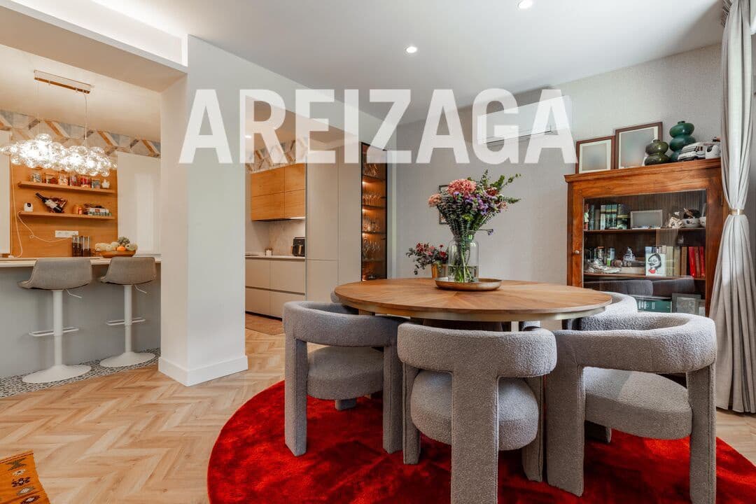 3 bedroom Flat for sale in Donostia-San Sebastian - € 1,110,000 (Ref: 9815121)
