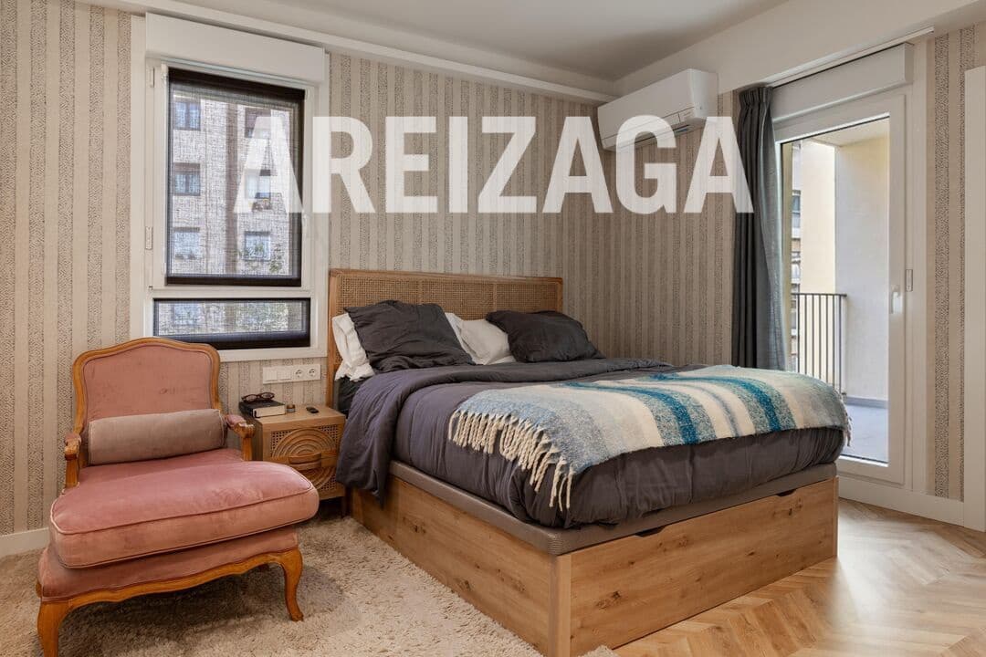 3 bedroom Flat for sale in Donostia-San Sebastian - € 1,110,000 (Ref: 9815121)