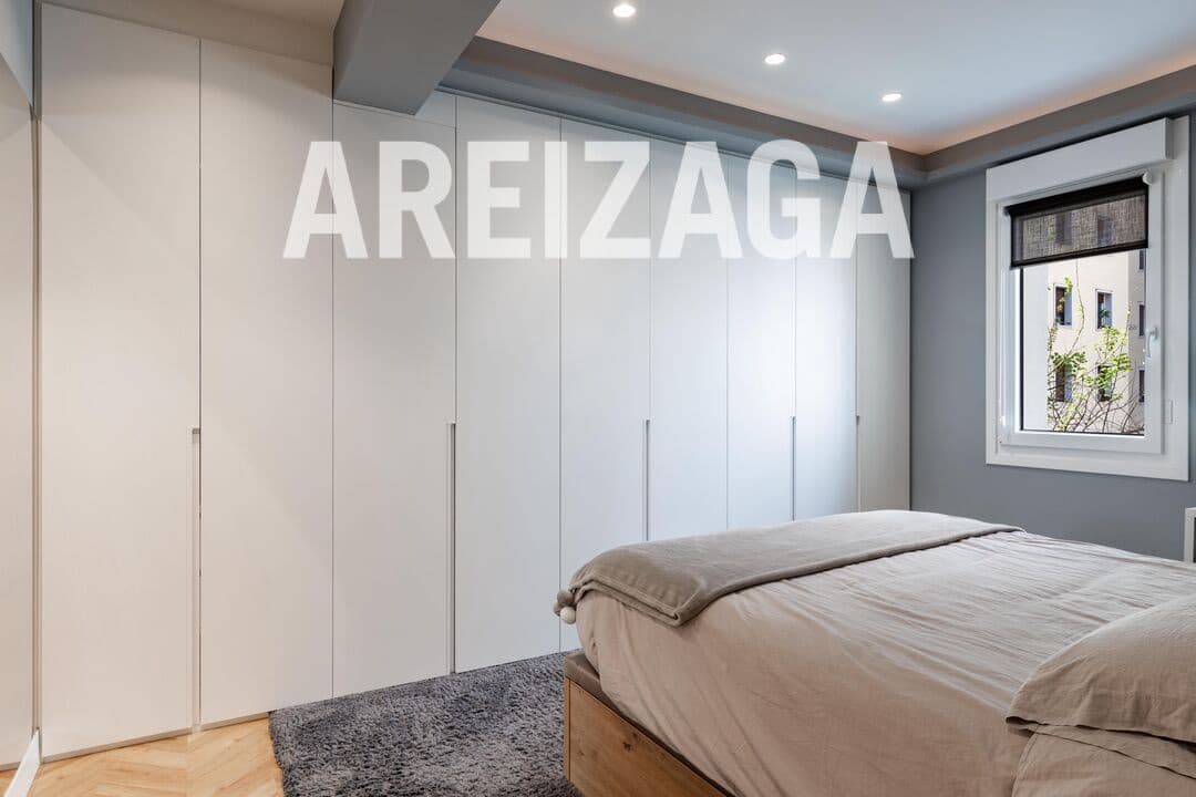 3 bedroom Flat for sale in Donostia-San Sebastian - € 1,110,000 (Ref: 9815121)