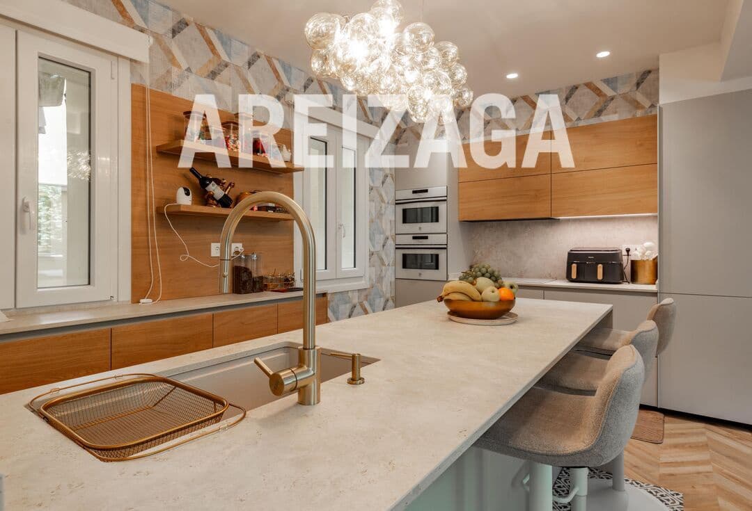 3 bedroom Flat for sale in Donostia-San Sebastian - € 1,110,000 (Ref: 9815121)