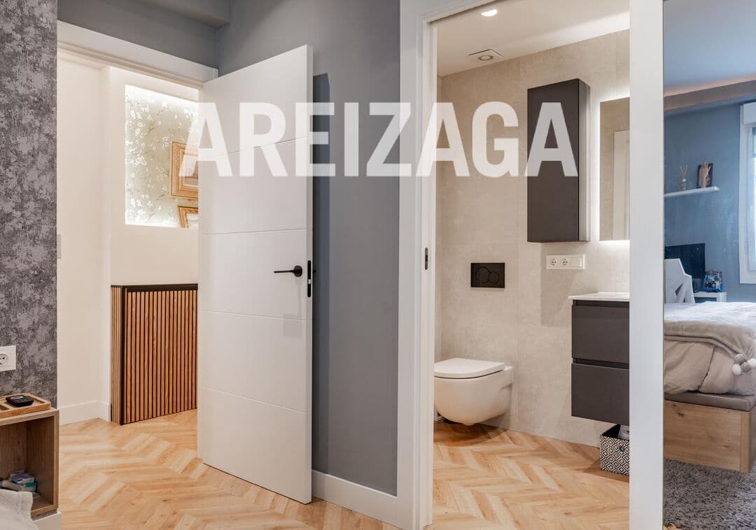3 bedroom Flat for sale in Donostia-San Sebastian - € 1,110,000 (Ref: 9815121)