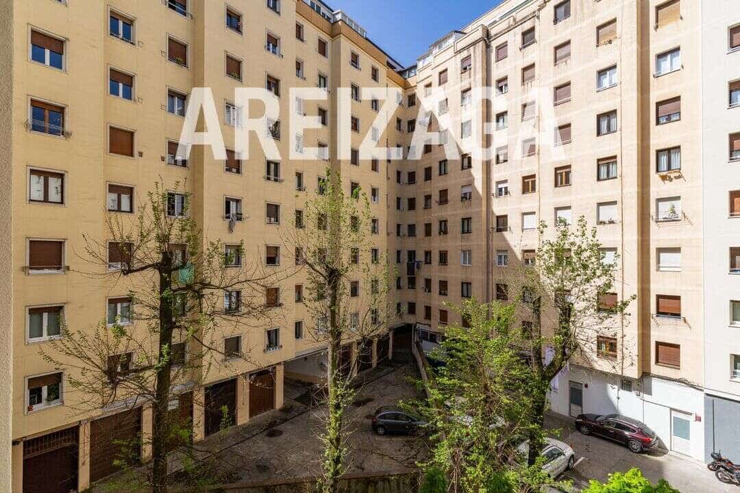 3 bedroom Flat for sale in Donostia-San Sebastian - € 1,110,000 (Ref: 9815121)