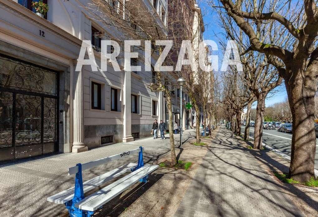 3 bedroom Flat for sale in Donostia-San Sebastian - € 1,110,000 (Ref: 9815121)