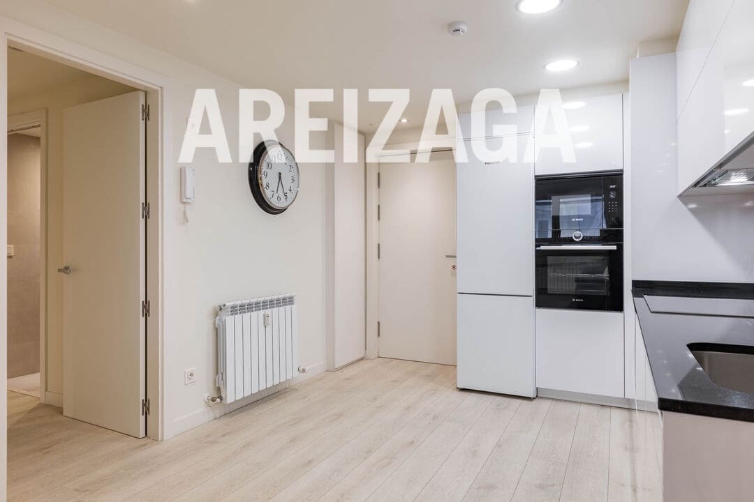 2 bedroom Flat for sale in Donostia-San Sebastian - € 830,000 (Ref: 9816517)