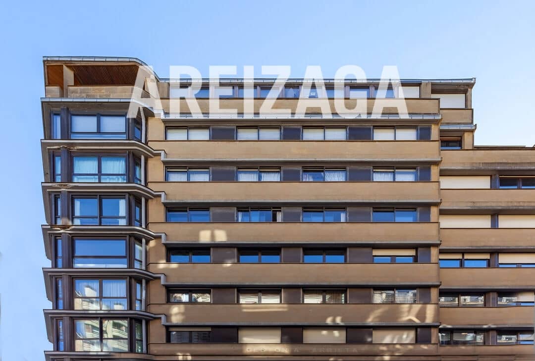2 bedroom Flat for sale in Donostia-San Sebastian - € 830,000 (Ref: 9816517)