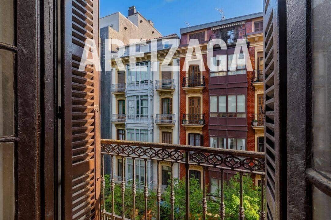 6 slaapkamer Flat te koop in Donostia-San Sebastian - € 1.143.000 (Ref: 9819706)