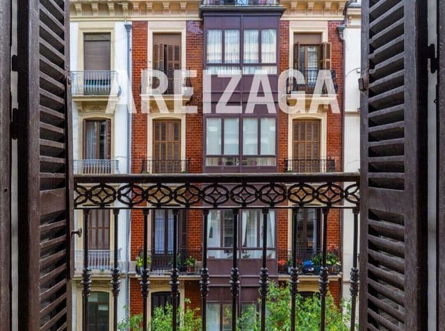 6 sypialnia Mieszkanie na sprzedaż w Donostia-San Sebastián - 1 143 000 € (Ref: 9819706)