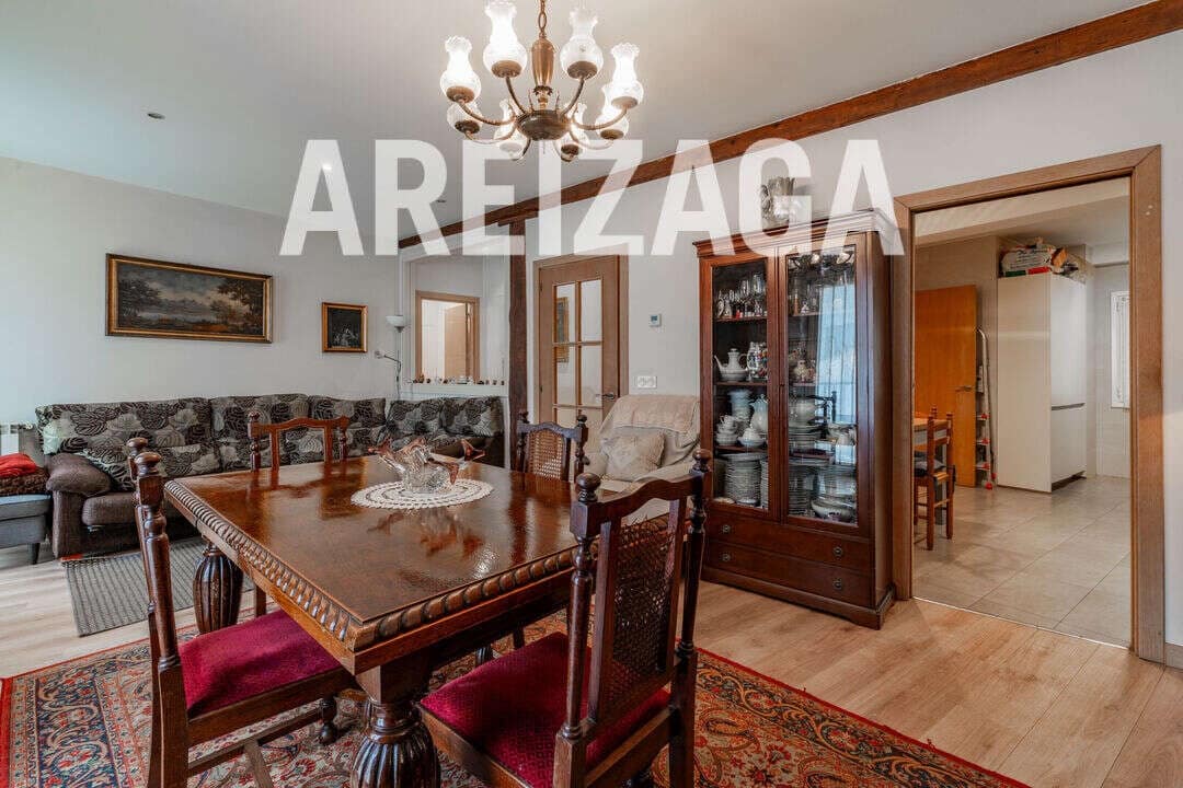 3 soverom Leilighet til salgs i Donostia-San Sebastian - € 740 000 (Ref: 9833093)