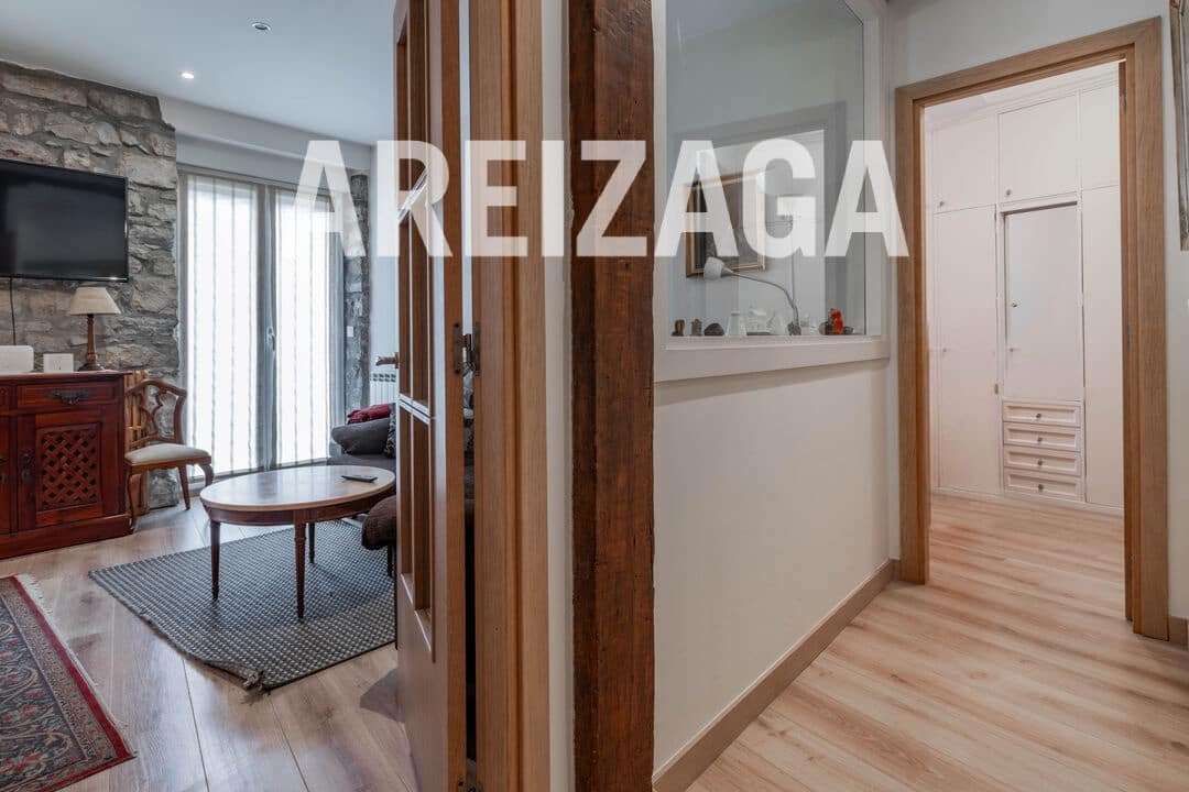 3 soverom Leilighet til salgs i Donostia-San Sebastian - € 740 000 (Ref: 9833093)