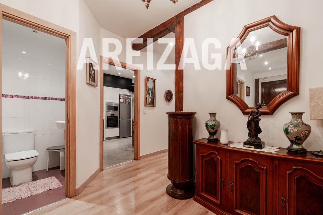 3 soverom Leilighet til salgs i Donostia-San Sebastian - € 740 000 (Ref: 9833093)