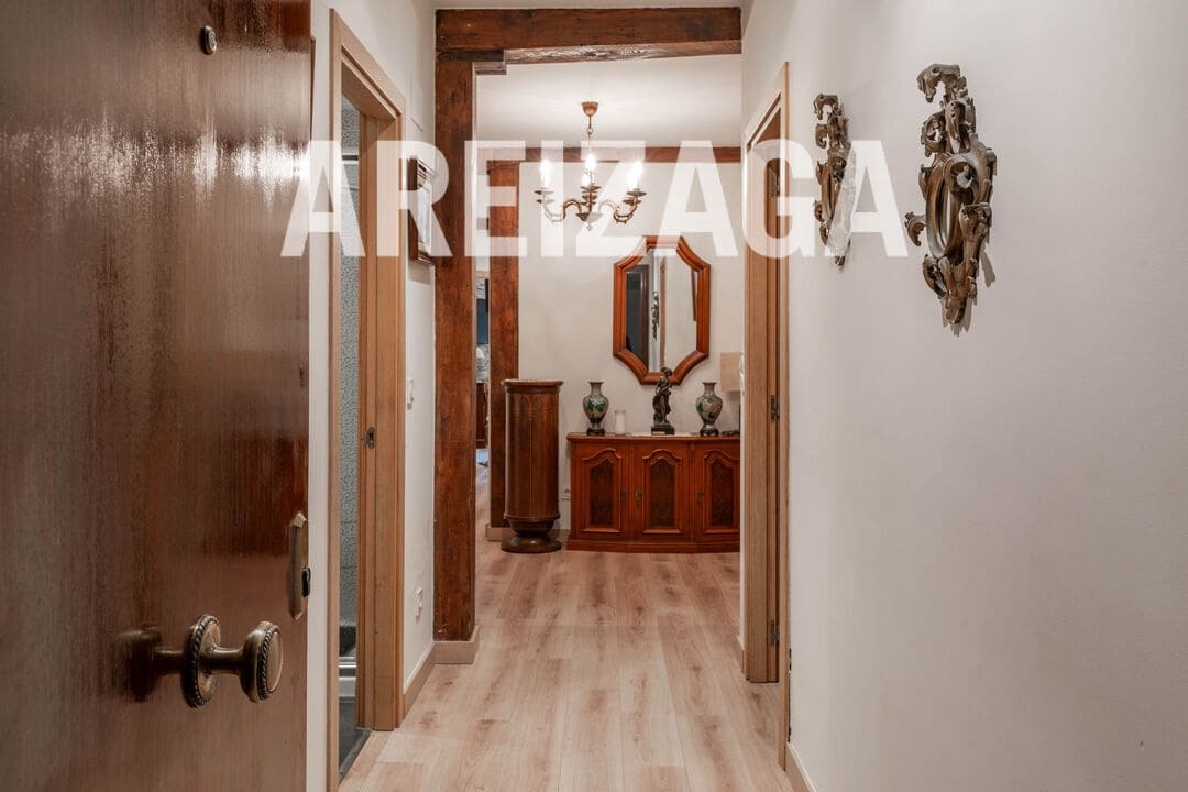 3 soverom Leilighet til salgs i Donostia-San Sebastian - € 740 000 (Ref: 9833093)