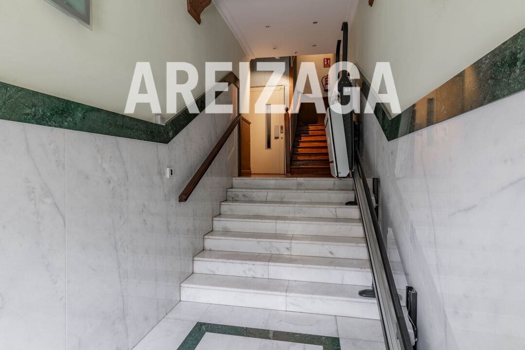 3 soverom Leilighet til salgs i Donostia-San Sebastian - € 740 000 (Ref: 9833093)