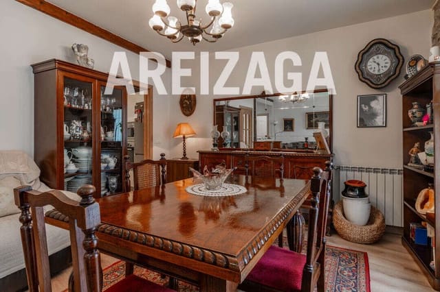 3 soverom Leilighet til salgs i Donostia-San Sebastián - € 740 000 (Ref: 9833093)