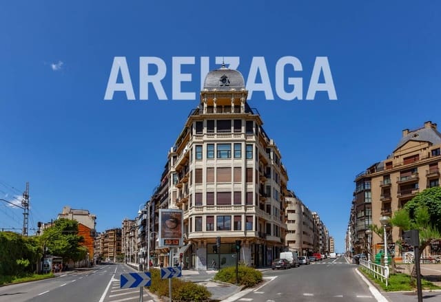 3 soverom Leilighet til salgs i Donostia-San Sebastián - € 740 000 (Ref: 9833093)