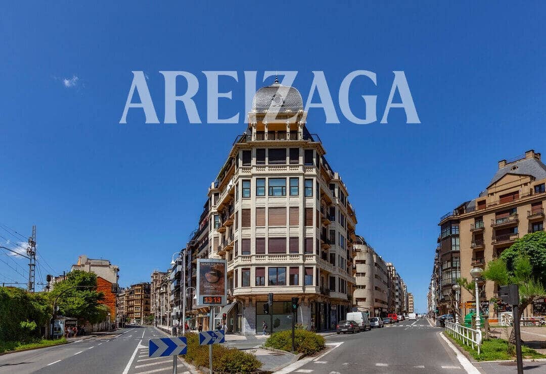 3 bedroom Flat for sale in Donostia-San Sebastian - € 740,000 (Ref: 9833093)