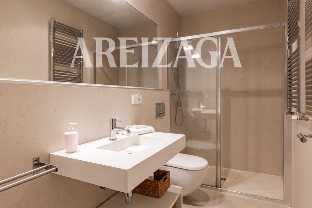 3 slaapkamer Flat te koop in Donostia-San Sebastian - € 950.000 (Ref: 9838743)