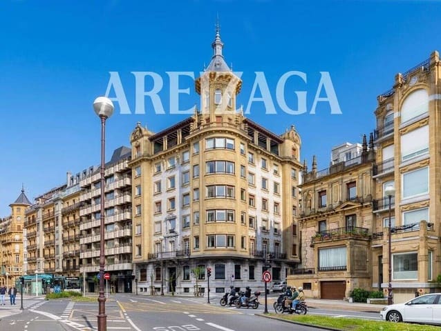 3 slaapkamer Flat te koop in Donostia-San Sebastián - € 950.000 (Ref: 9838743)