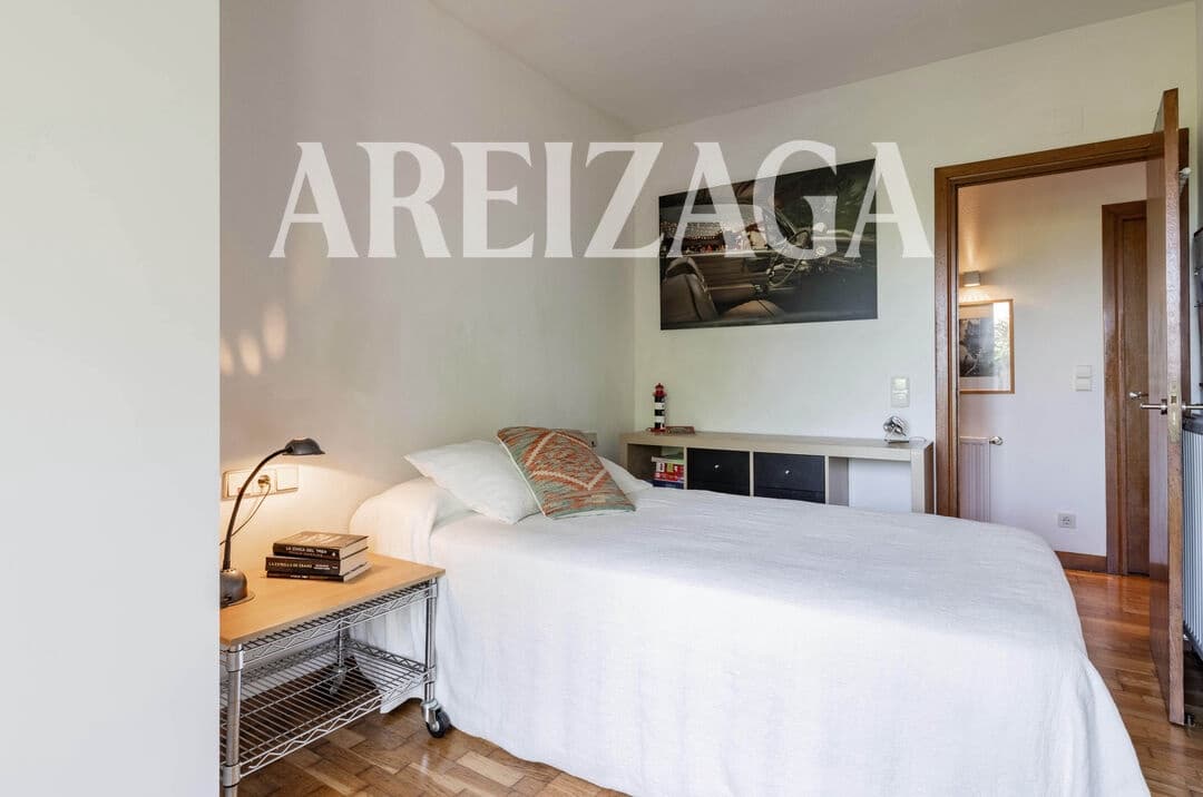 3 bedroom Flat for sale in Donostia-San Sebastian - € 995,000 (Ref: 9838744)