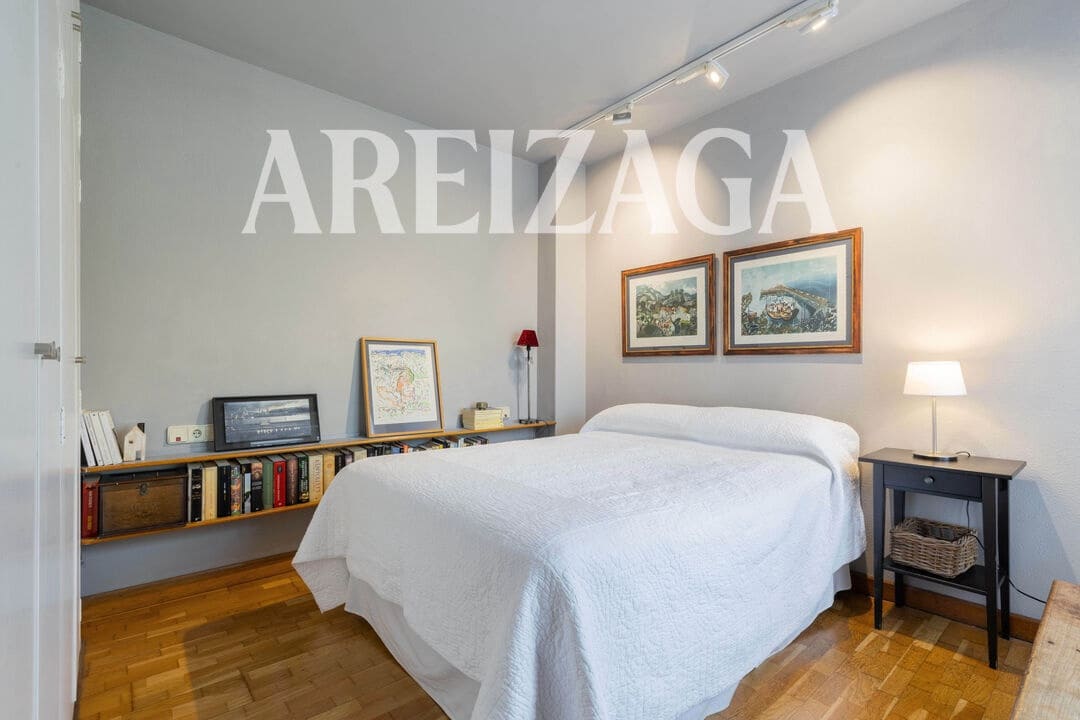 3 bedroom Flat for sale in Donostia-San Sebastian - € 995,000 (Ref: 9838744)