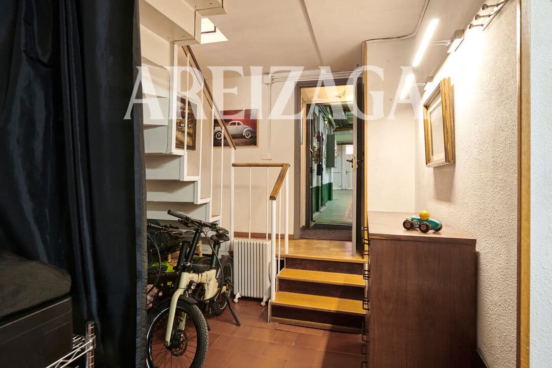 3 bedroom Flat for sale in Donostia-San Sebastian - € 995,000 (Ref: 9838744)