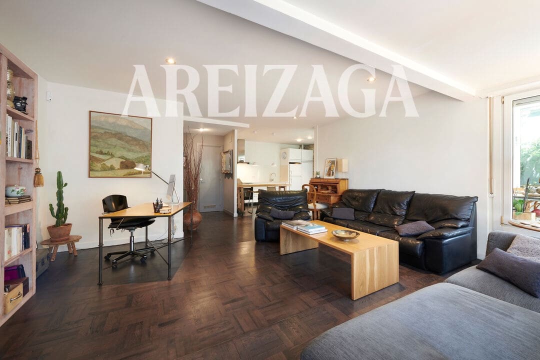 3 bedroom Flat for sale in Donostia-San Sebastian - € 995,000 (Ref: 9838744)