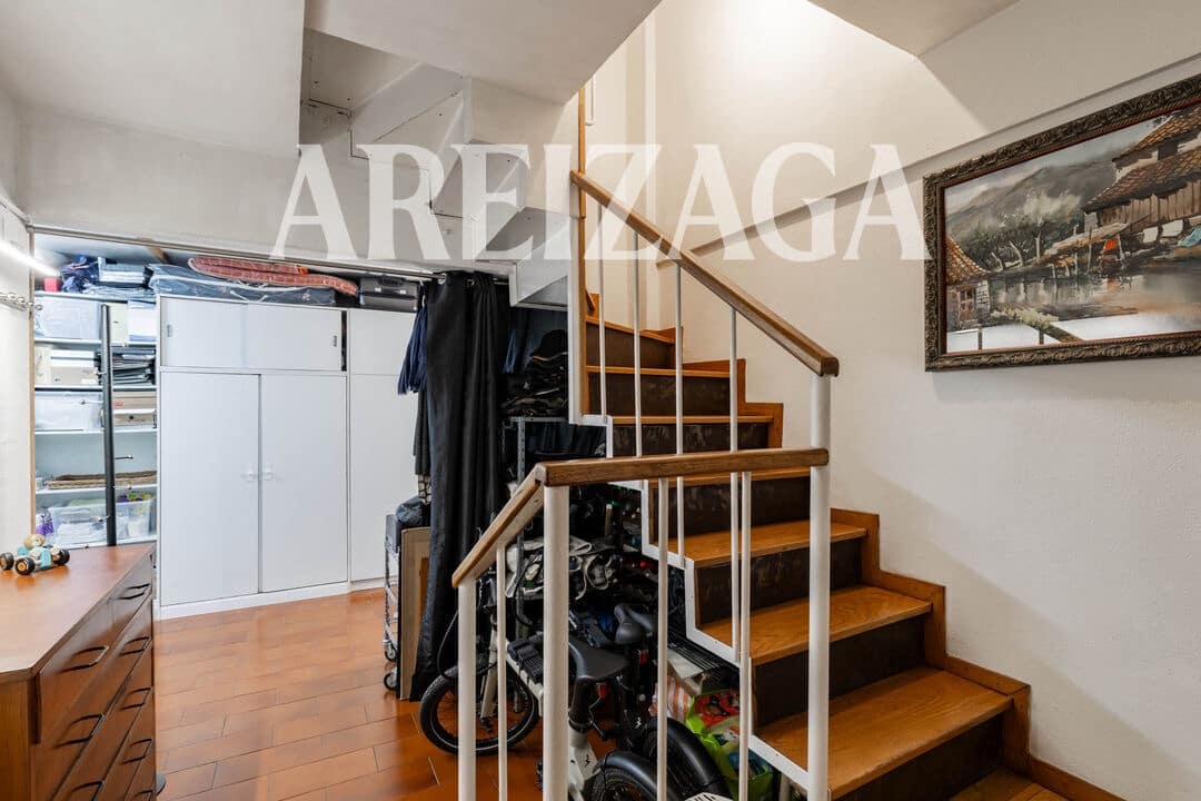 3 bedroom Flat for sale in Donostia-San Sebastian - € 995,000 (Ref: 9838744)