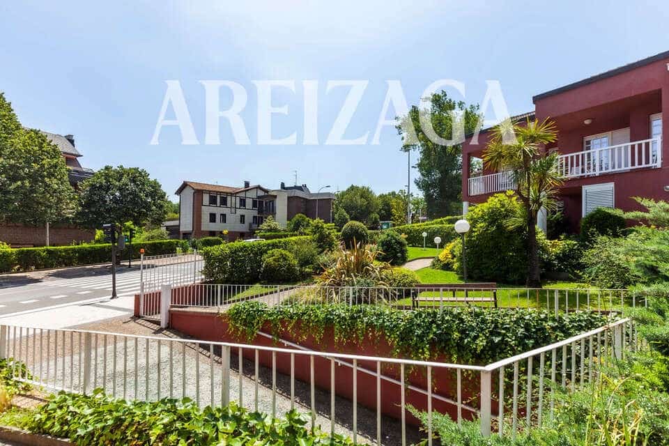 3 bedroom Flat for sale in Donostia-San Sebastian - € 995,000 (Ref: 9838744)