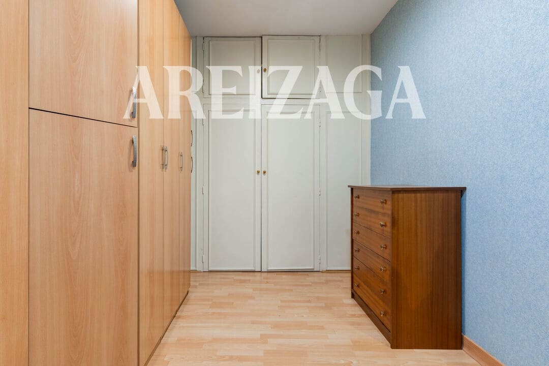 4 bedroom Flat for sale in Donostia-San Sebastian - € 980,000 (Ref: 9844487)